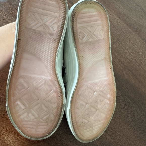 Converse White Sneakers with Pink Star Accents - Picture 9 of 13